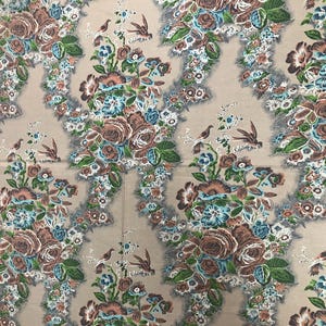 Lovely piece of French 1940s floral printed fabric