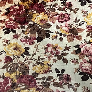 Lovely piece of floral printed French fabric circa 1950