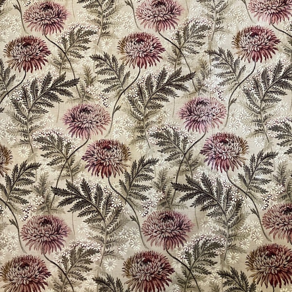 Lovely piece of French woven floral textile from circa 1910