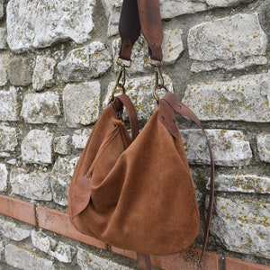 Sac à bandoulière en daim / Sac hobo en cuir / Sac en daim couleur tabac image 4