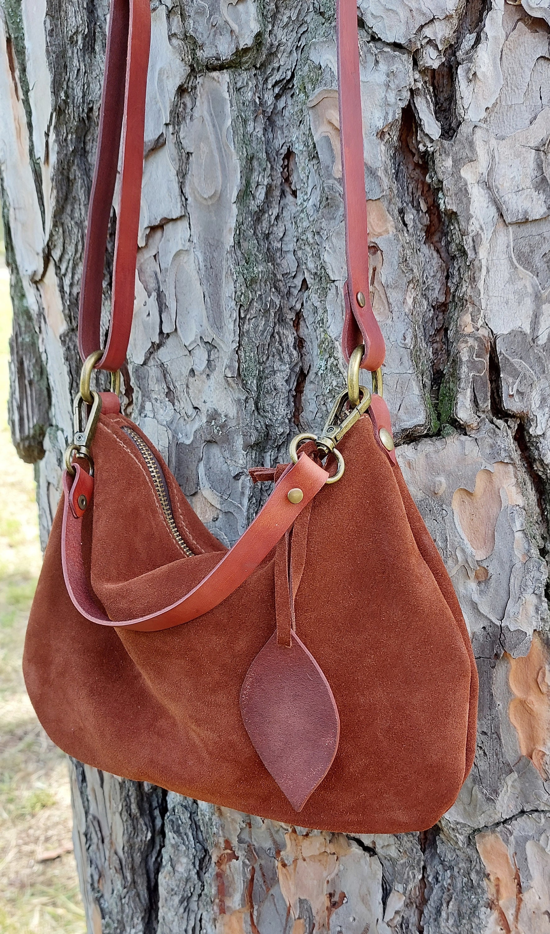 ◎IROCO◎ round suede mini bag_choco brown il_fullxfull.5009439948_9myx.jpg