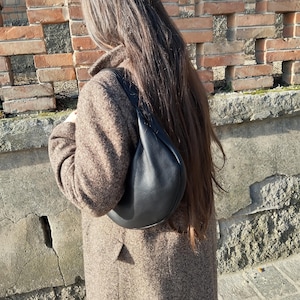 Black Leather Hobo Shoulder Bag