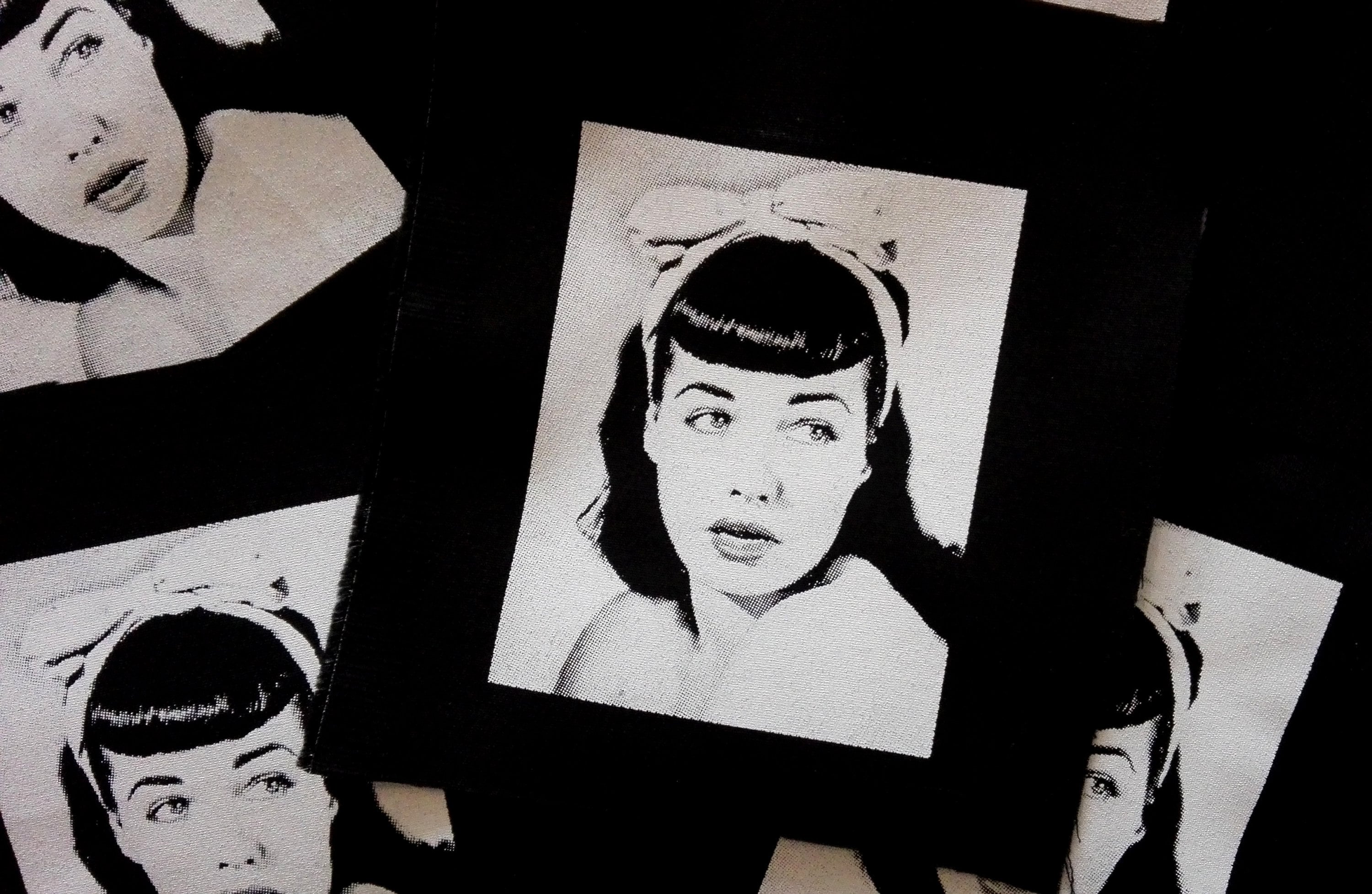 Bettie Page Print - Etsy Canada