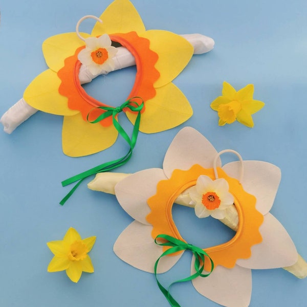 Felt Daffodil peterpan collar                              Cottagecore / flower fairy / feltflower / daffodils /spring flower
