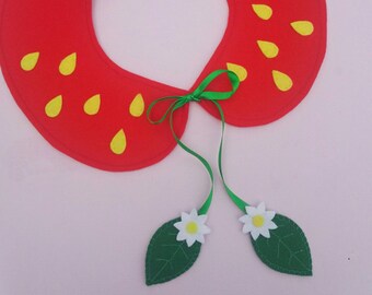 Strawberry felt peterpan collar