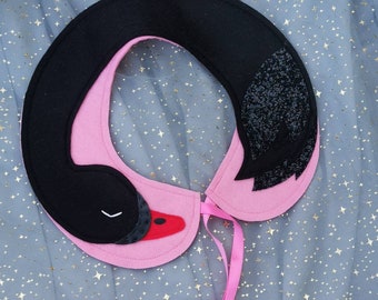 Black swan felt collar