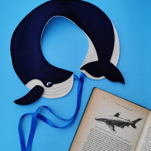 The Navy whale collar DOUGLAS image 1