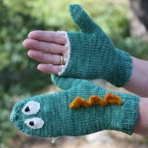 Convertible Monster Mittens for kids and adults knitting pattern PDF download, photographer mittens, DIY holiday gift