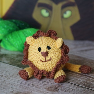 Lion knitting pattern PDF, mobile hangers, diy gift and decoration, gift for kids and adults, baby shower