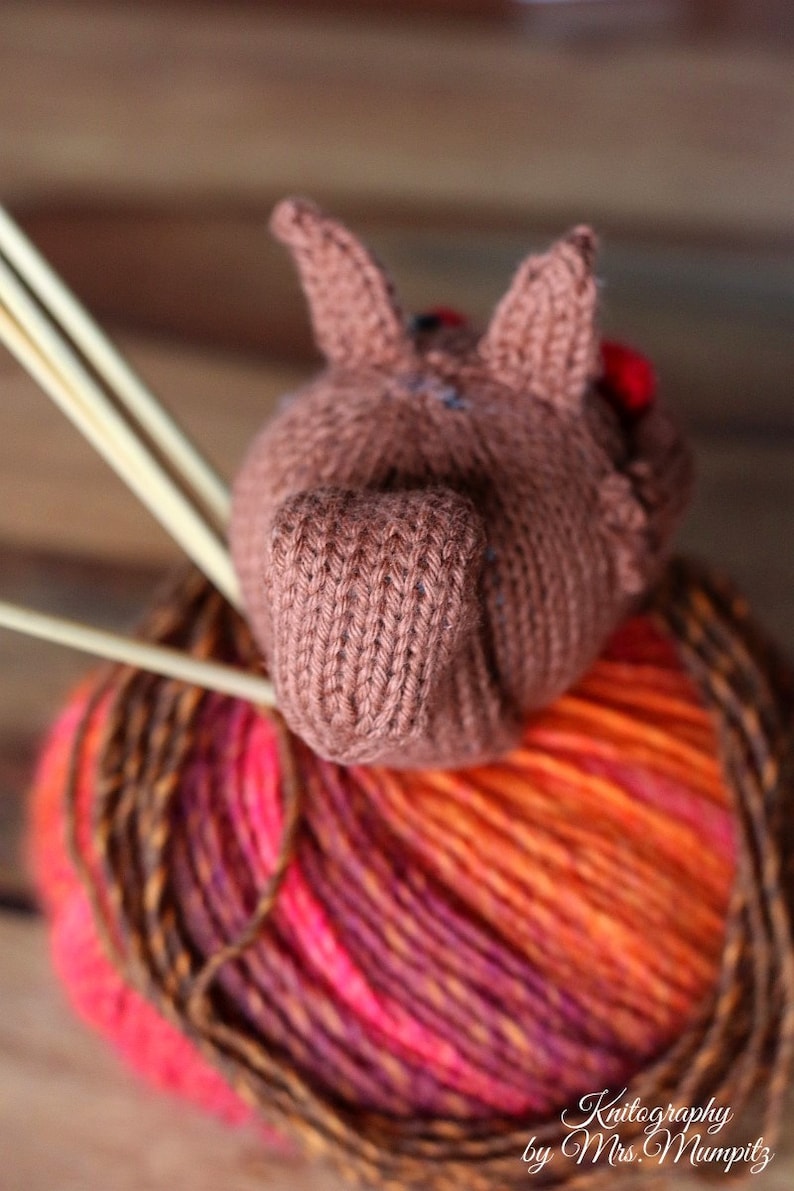 Squirrel knitting pattern PDF for beginners and advanced knitters, spring gift and decoration, easter, gift for kids and adults image 3