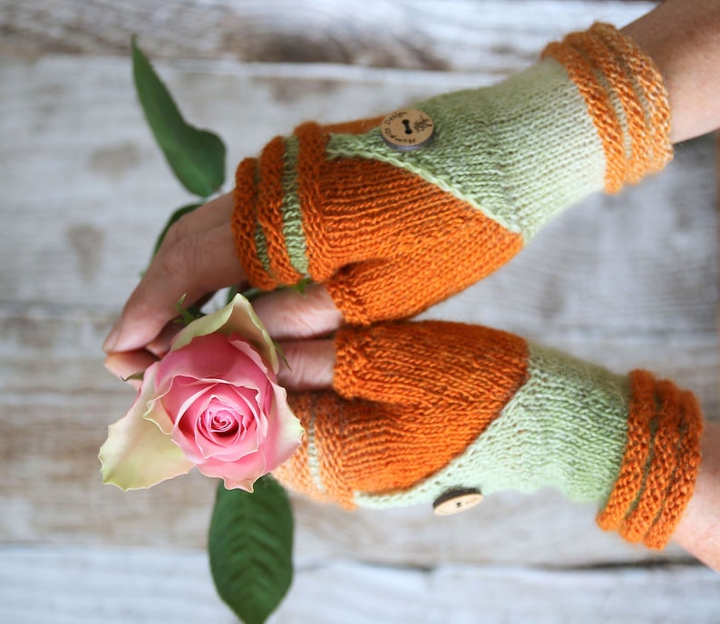 Fingerless Mittens Follow Me knitting pattern PDF download suitable for advanced beginners, eye catcher, diy holiday gift image 2