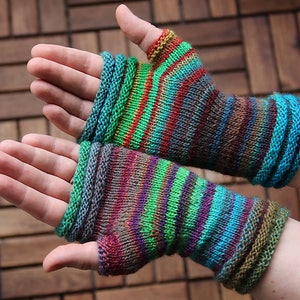 Fingerless Mittens knitting pattern PDF download, easy pattern for beginners and advanced knitters image 9