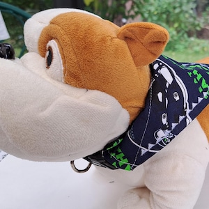 Seattle Seahawks Dog Bandana over the collar Football fan NFL Sport fan Puppy Parent Christmas Present Dog Lover Dog Apparel Father&#39;s Day
