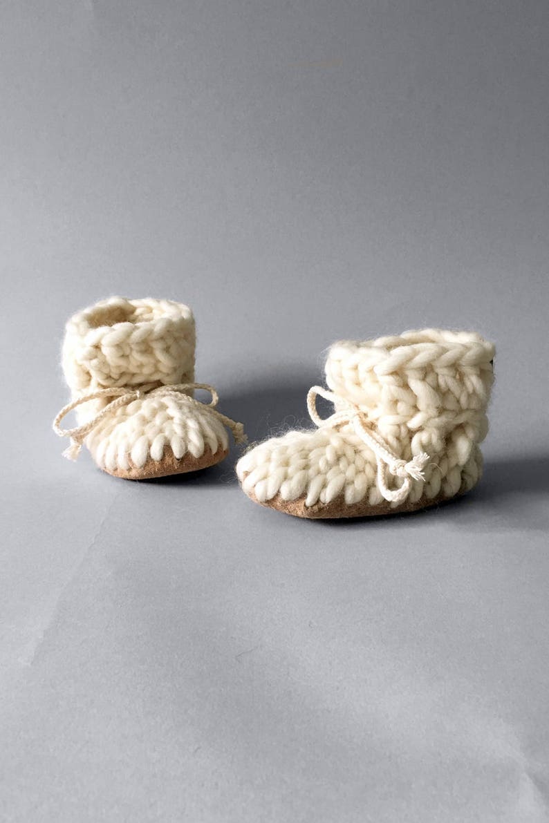 White Merino Wool Baby Booties with Leather Soles, Eco Friendly Baby Gift Idea, Made in Canada Baby Gift, Soft White Crib Shoes for Newborn image 3