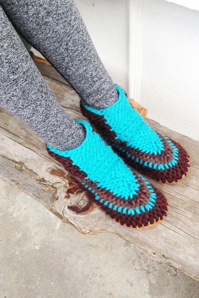 Cozy Boho Fur-Lined Leather Sole House Slippers - Handmade in Canada, Eco-Friendly Comfort bild 3