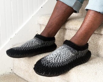 Black Merino Wool Cottage Slippers: Fur-Lined Leather Sole Cozy Socks for Men