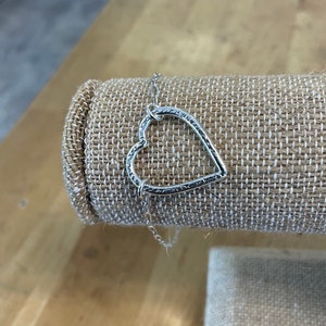 Silver Heart Friendship Bracelet. Heart Chain Link Bracelet. 7 inch Length.