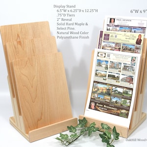 Holz Brossurenhalter, Arbeitsplattenständer, Ausstellungsständer, Holzdisplay, Messedisplay, 3-Tier