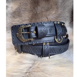 Ladies Leather Armor | Female Armor | Cuirass | Corset | Pauldrons | Breastplate | ShieldMaiden Viking Medieval Renaissance costuming image 10