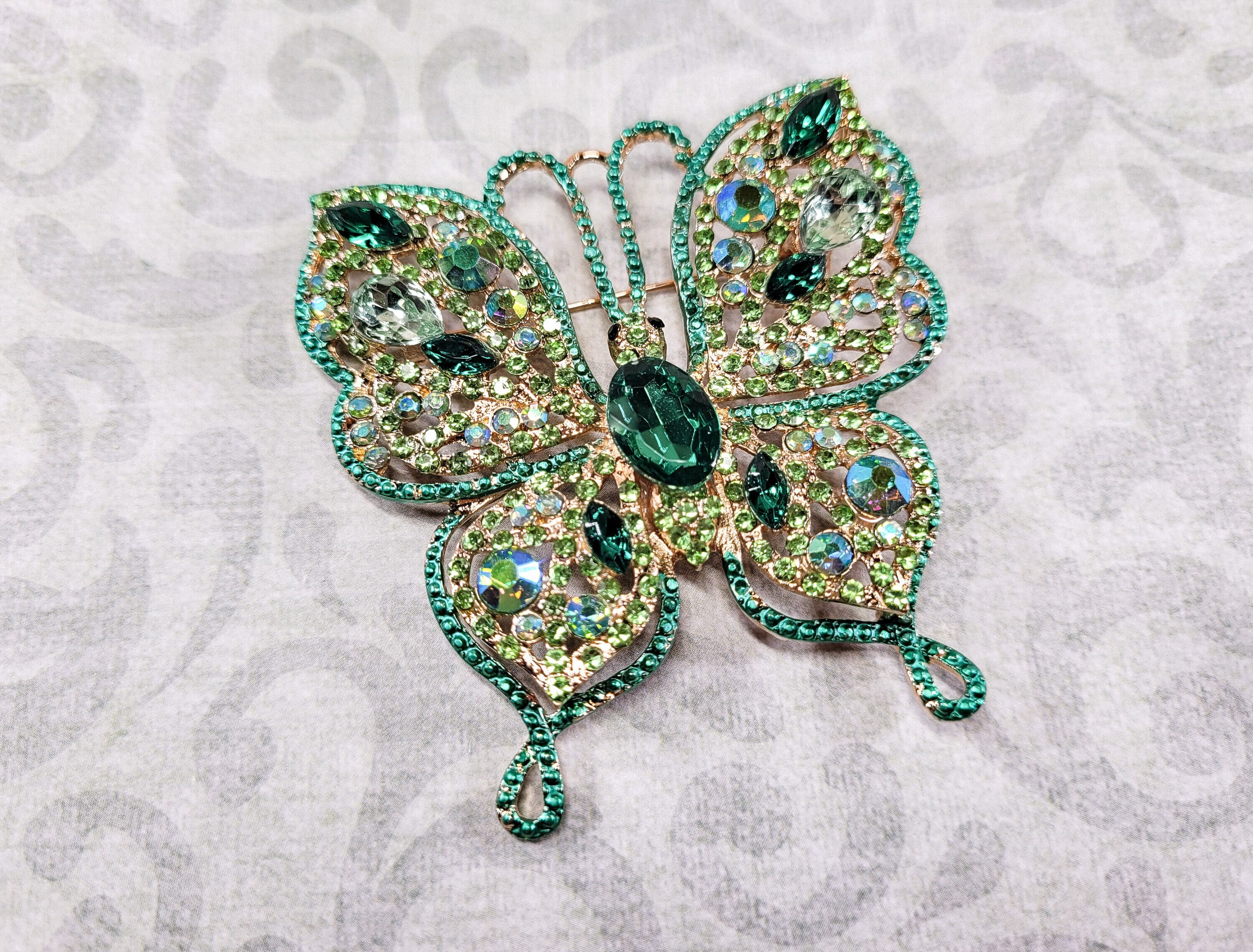 Green brooches deals and pins