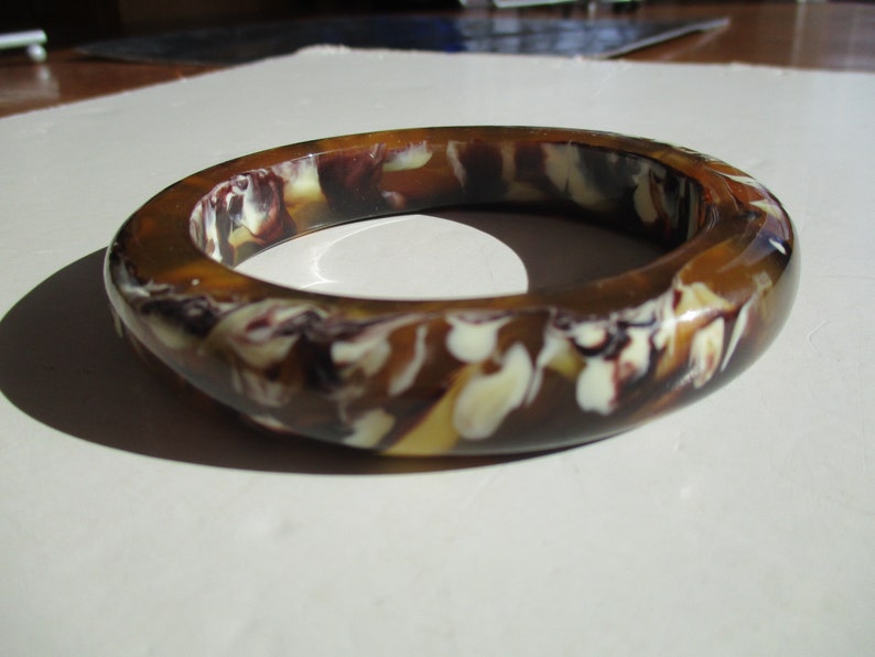 Vintage Lucite Bangle New Old Stock NOS