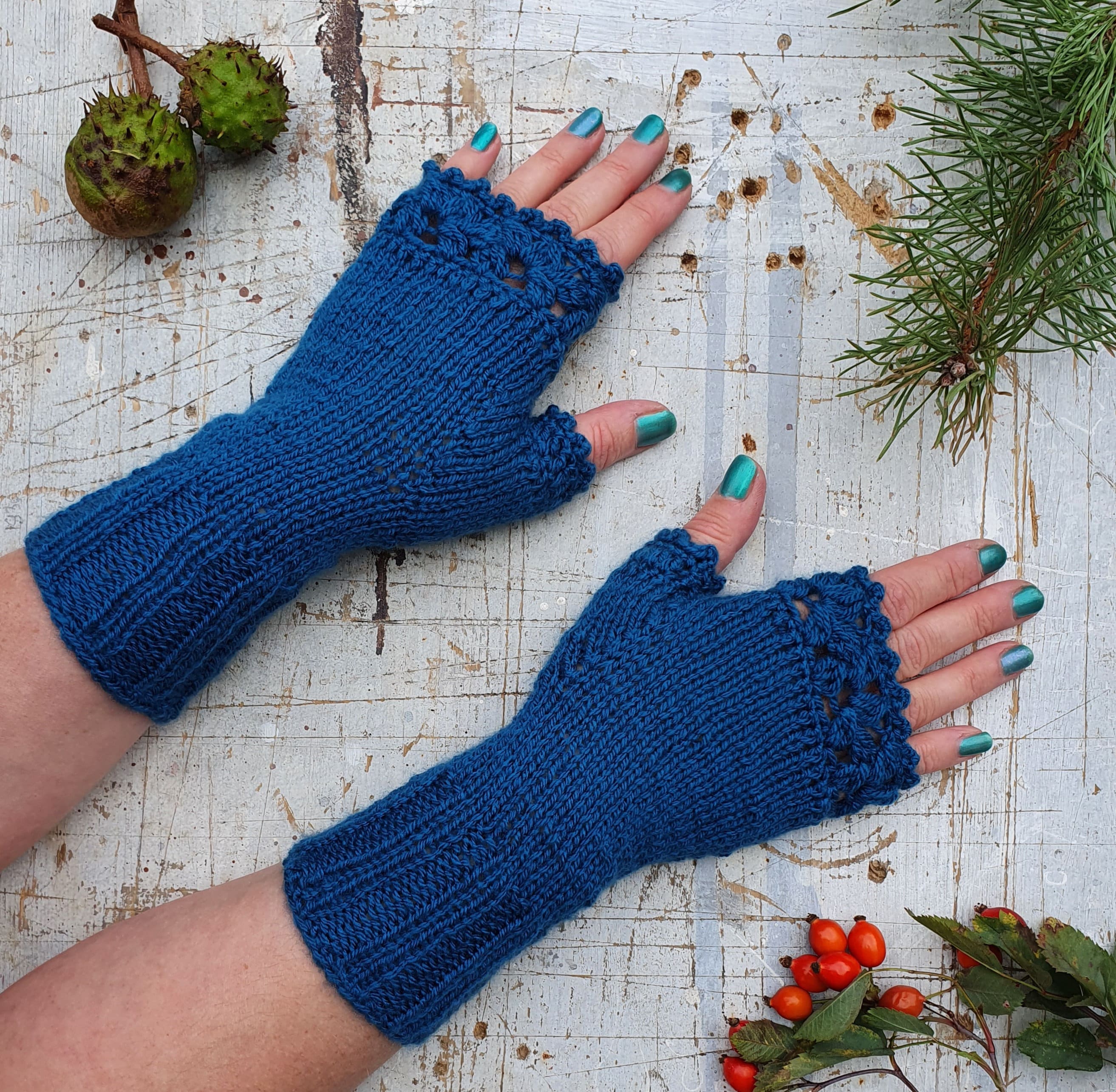 Fingerless Gloves Knitting Pattern (Step-by-Step Tutorial) - Sheep