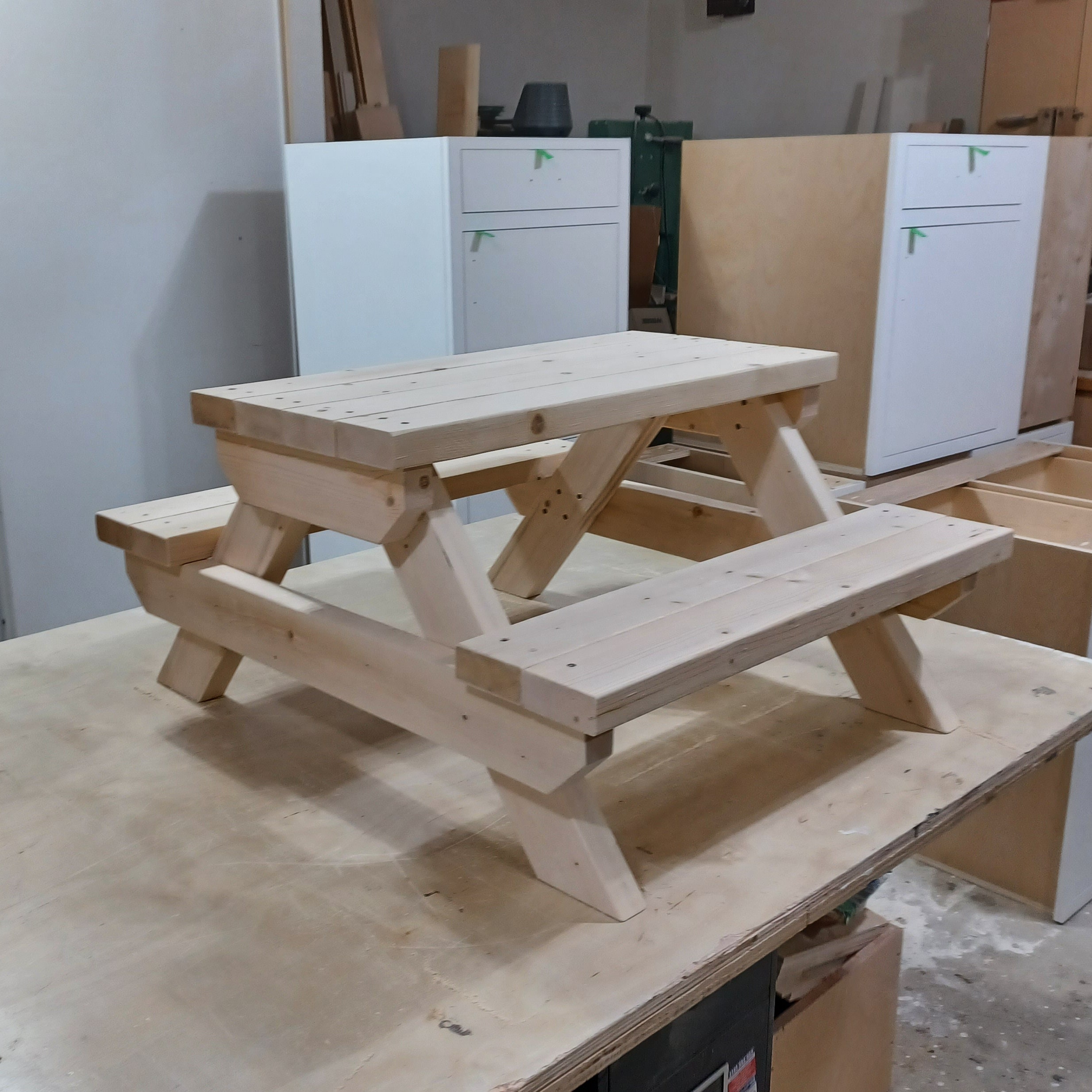 DIY Child Sized Picnic Table Plans, Woodworking Plans, Easy to Follow