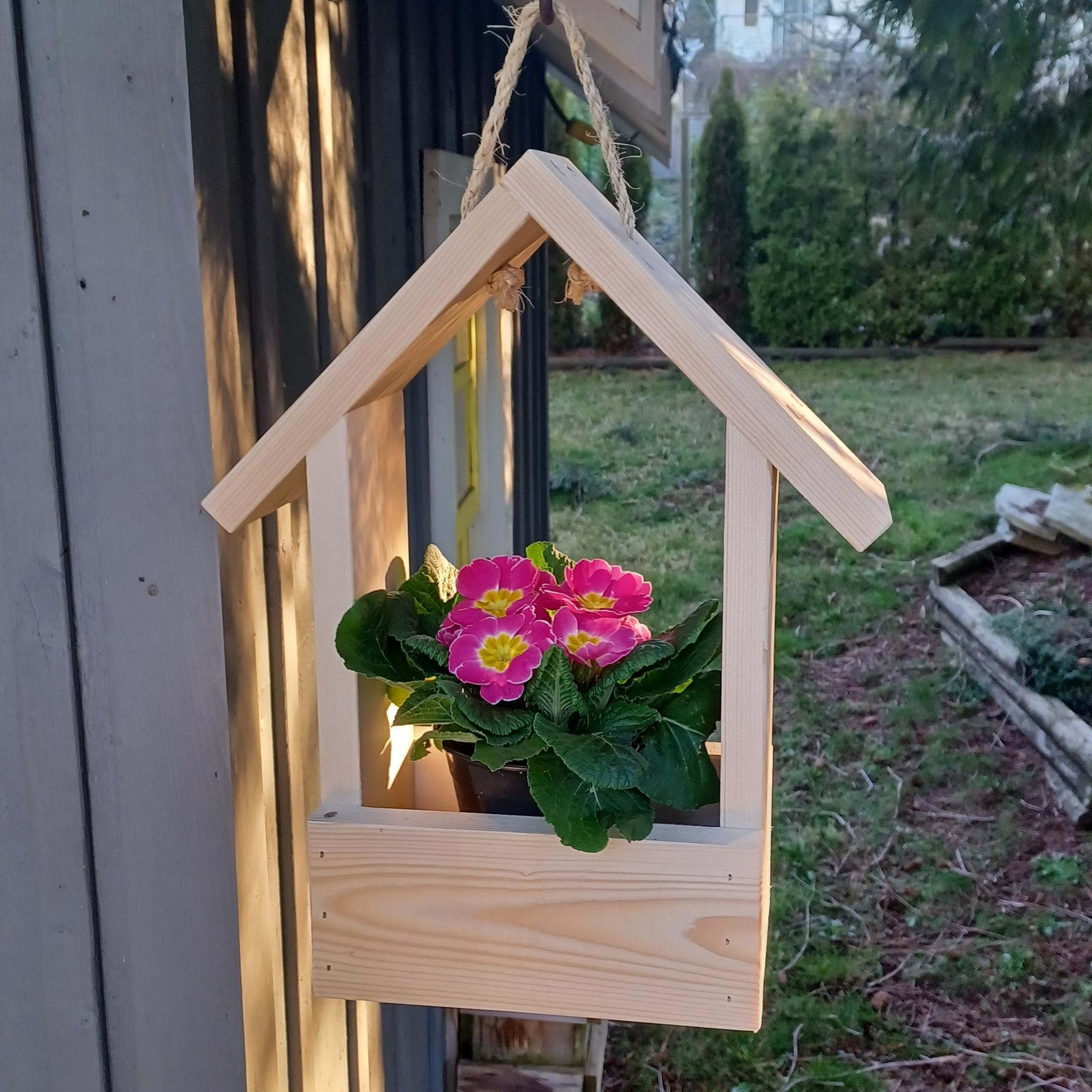Hanging Flower Box Plan: Scrap Wood Project, Beginner Woodworking