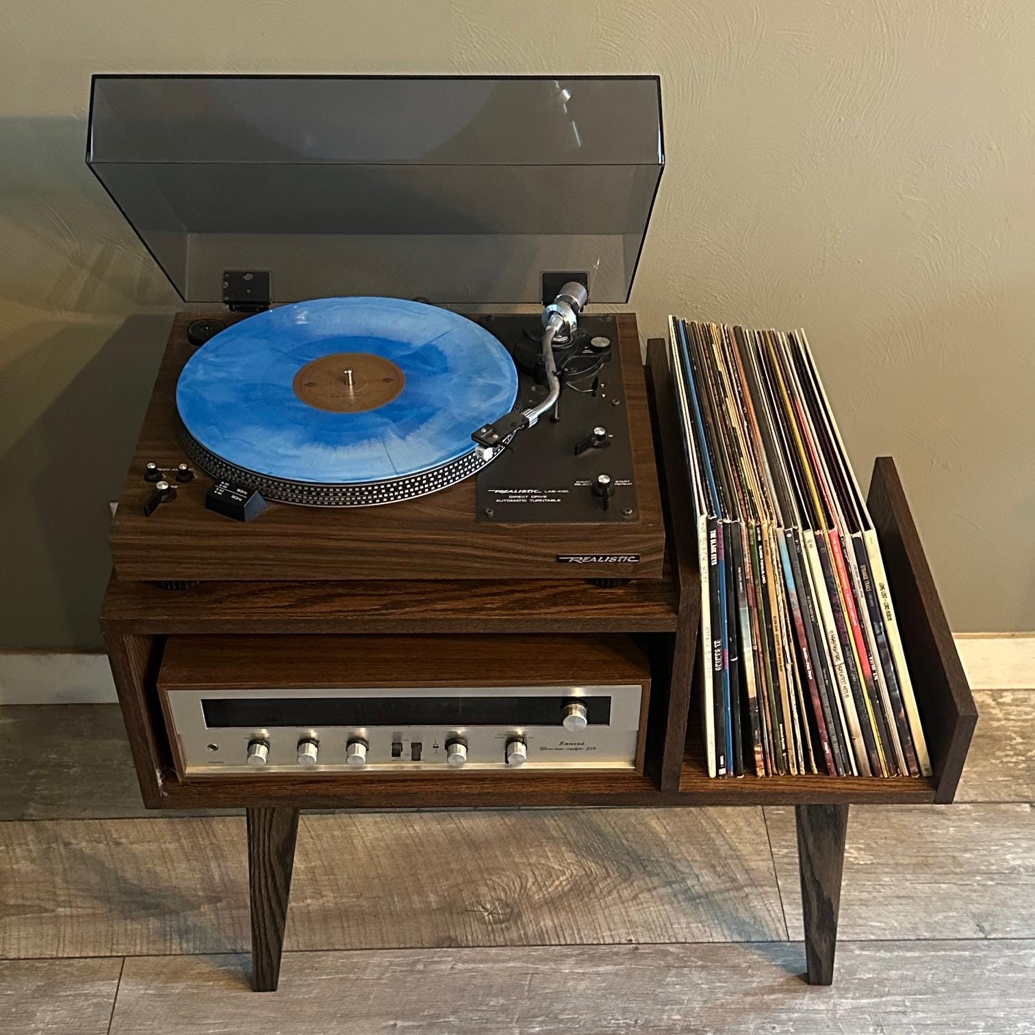 DIY Mid Century Modern Record Player Stand Plan: Beginner