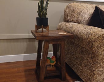 Plano de mesa auxiliar rústica de madera: Proyecto de carpintería para principiantes (Descarga PDF)