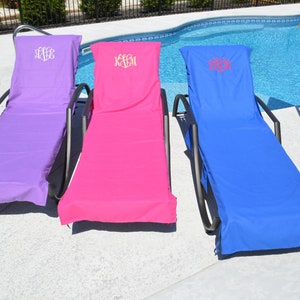 Pool lounge chair towel covers top