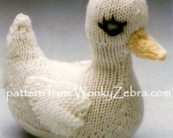 Vintage toy duck Knitting Pattern PDF 587 from WonkyZebra