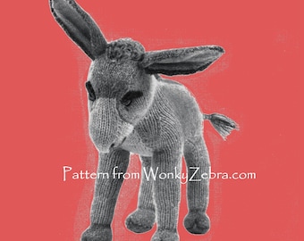 Wzór na robótkę na drutach w stylu vintage Dinah Donkey PDF T1073 z ToyPatternLand & WonkyZebra