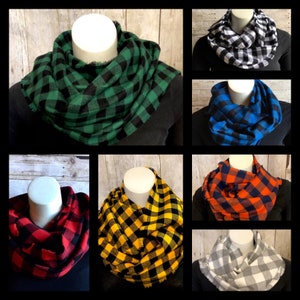 Buffalo Plaid Infinity Scarf, Lightweight Flannel Plaid Circle Scarf, Plaid Flannel Scarf, Fringed Plaid Scarf