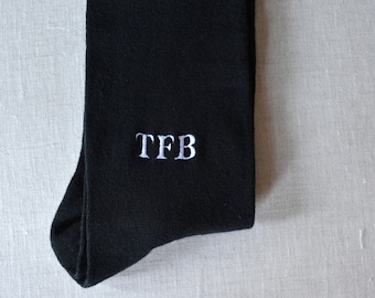 Personalized socks/groomsmen gift set/personalized socks for men/Dress socks for men/Black socks for men/gift for groom from bride/Monogram