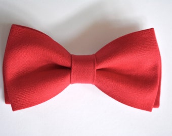 Red Bow tie/cotton bow tie/bow tie for kids with strap/Red/bow tie/clip on bow tie/Bow ties/for boys/for toddlers/babies/ready tie/self tie