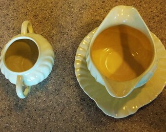 Vintage Coronado Franciscan Ware Open Sugar Bowl & Sauce Gravy Boat Yellow USA 1936-1954, Swirl