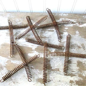 12 vintage bed spring connectors 6 pairs rusty springs tension bedsprings for upcycling or projects Farmhouse Industrial image 2