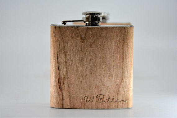 Cherry Wood Flask with Custom Engraving Option - The Wood Reserve