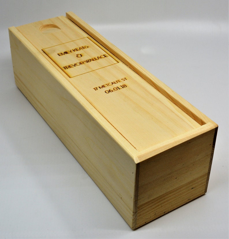 Engraved wedding gifts Design 21 Wedding party gifts Groomsmen gifts Birthday Gift Wedding Engraved Wine Box