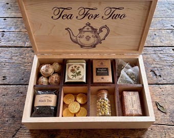 Personalized Maple Tea Box | Custom Engraved Canadian Wooden Tea Chest