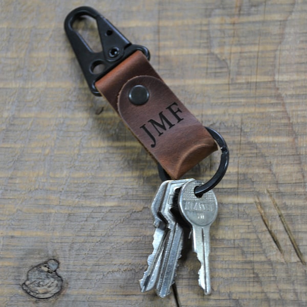 Leather Keychain With Military grade Clip. Custom engraving included. Personalized Key Chain Key Ring