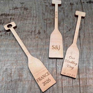 Mini pagaies de bateau dragon gravées et découpées au laser sur demande. Érable ou cerisier Formes et dimensions personnalisées disponibles Ébauches de bois