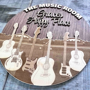 Enseigne circulaire en bois double couche personnalisée. Gravé et découpé au laser. Panneau pour salle de musique, cadeau musicien, panneau pour guitare