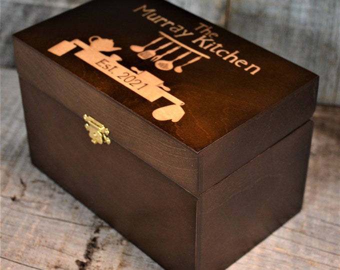Custom Engrved Wooden Recipe Box. Wood Box Personalized and engraved Holds 4x6 Recipe Cards