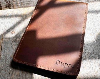 Libro de yardas de golf personalizado en cuero genuino de primera calidad. Regalo de golf personalizado. Regalo de golf de cuero para papá. Grabado gratis.