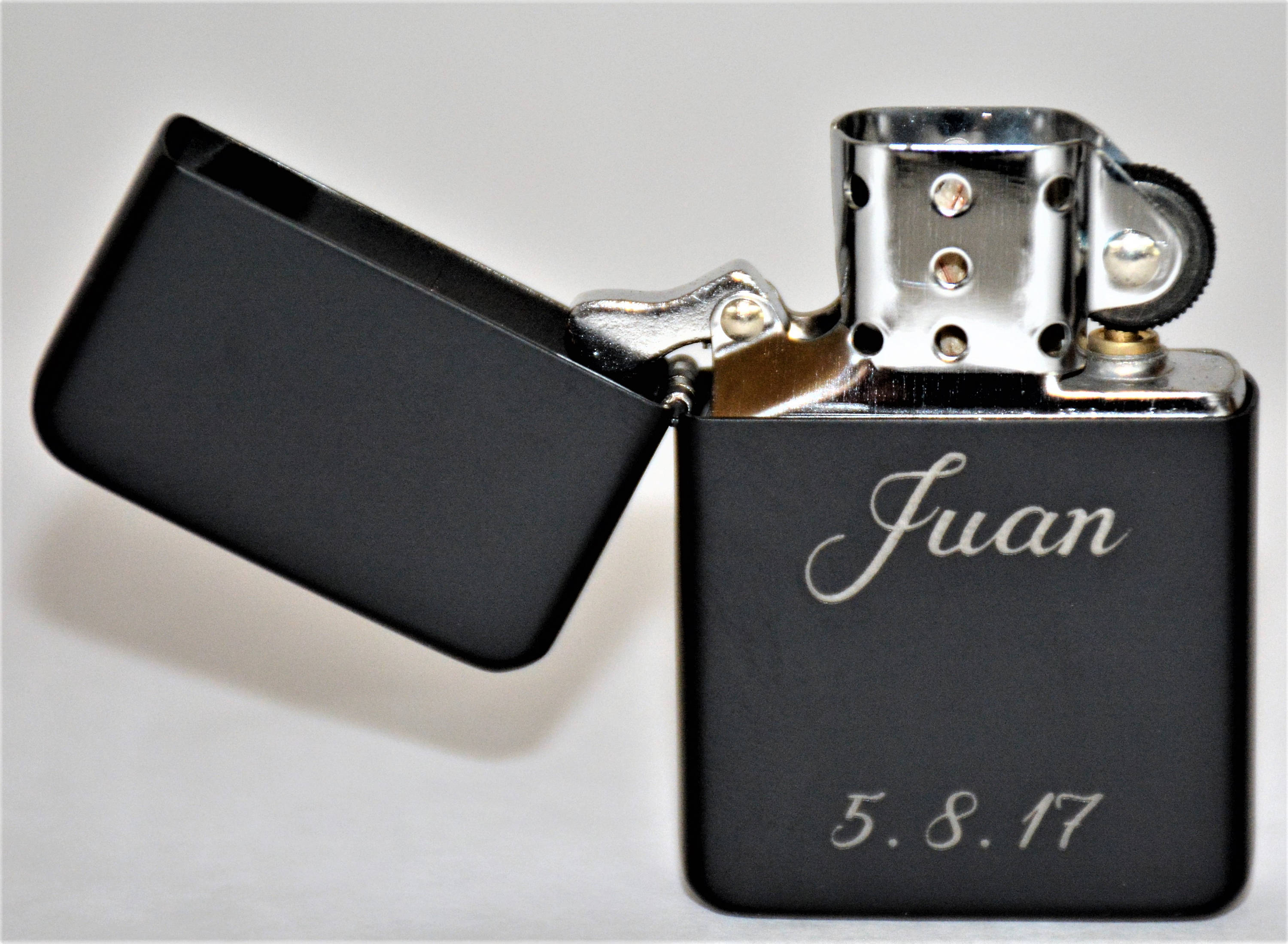 Personalized Black Metal Lighters With Tin Gift Box Engraved Etsy Ireland