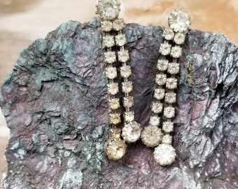 Beautiful 1950-s vintage rhinestone post dangle earrings