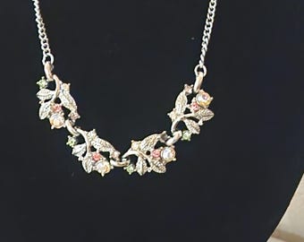 Vintage necklace and earring set, pink and silver, rhinestones, very elegant