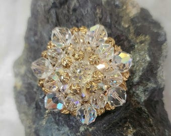 vintage, bright sparkly, rhinestone and gold brooch, will make any outfit,! 1960's